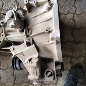 DATSUN GO 1.2 MANUAL GEAR BOX